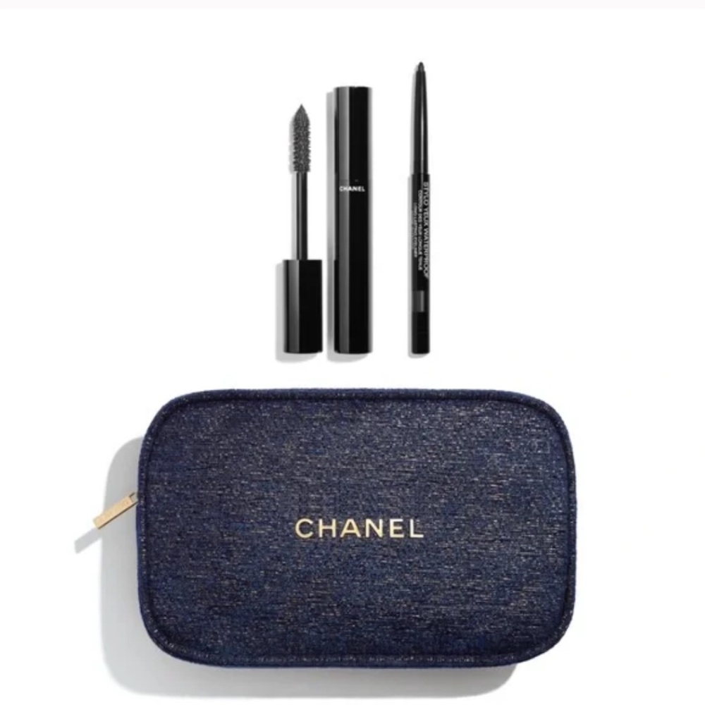CHANEL• Eye Essential Set 2023 Holiday Gift set